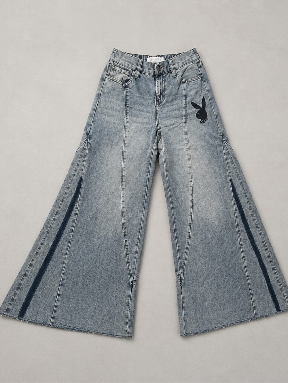 Wide Leg Flare Jeans with Graphic Detail - Gray